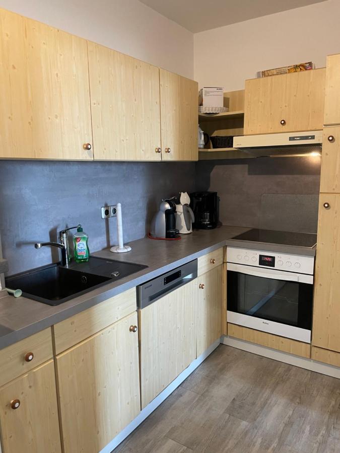 Luv Apartment เฟมาร์น ภายนอก รูปภาพ
